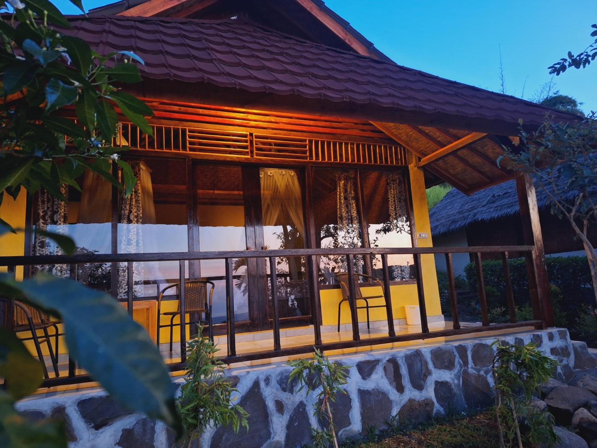 Rinjani Mountain Garden Hotel Bayan Exterior photo
